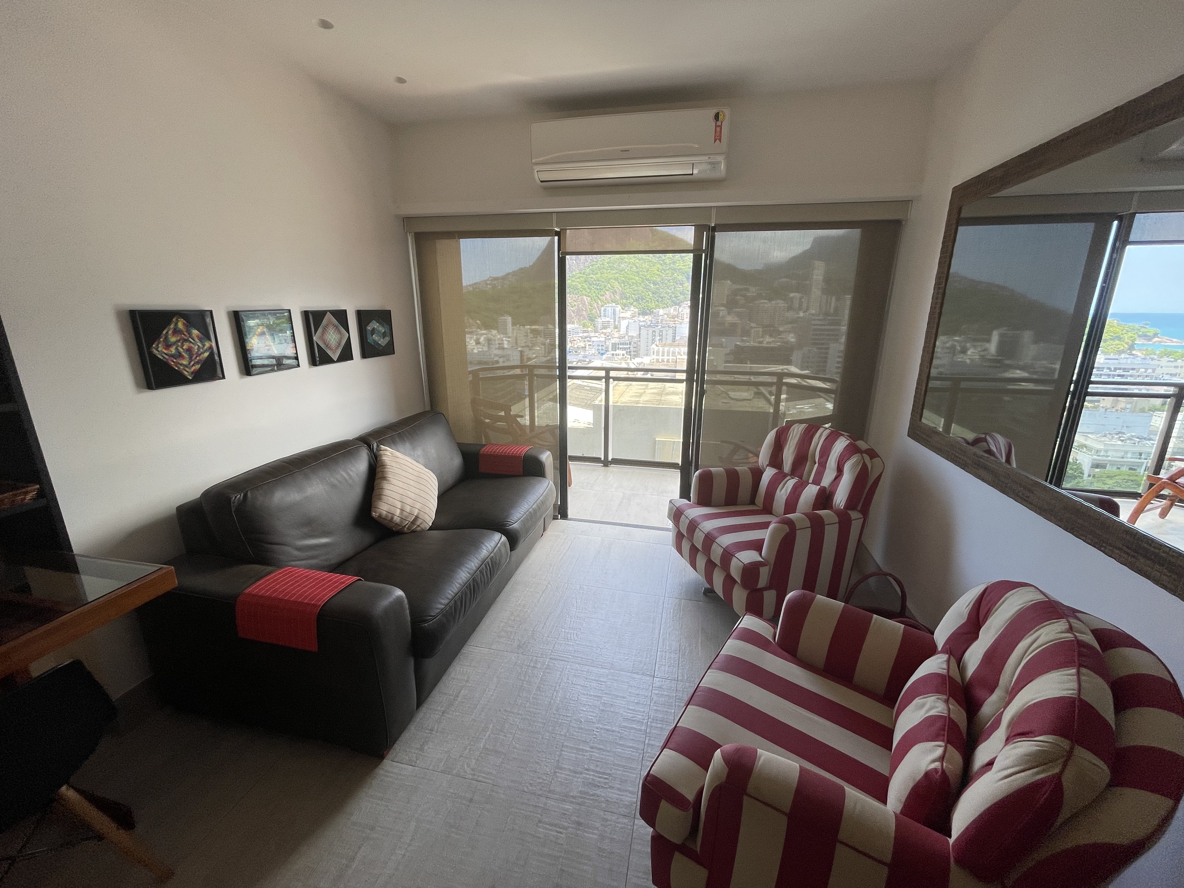 Top leblon 2 quartos sendo 1 suite