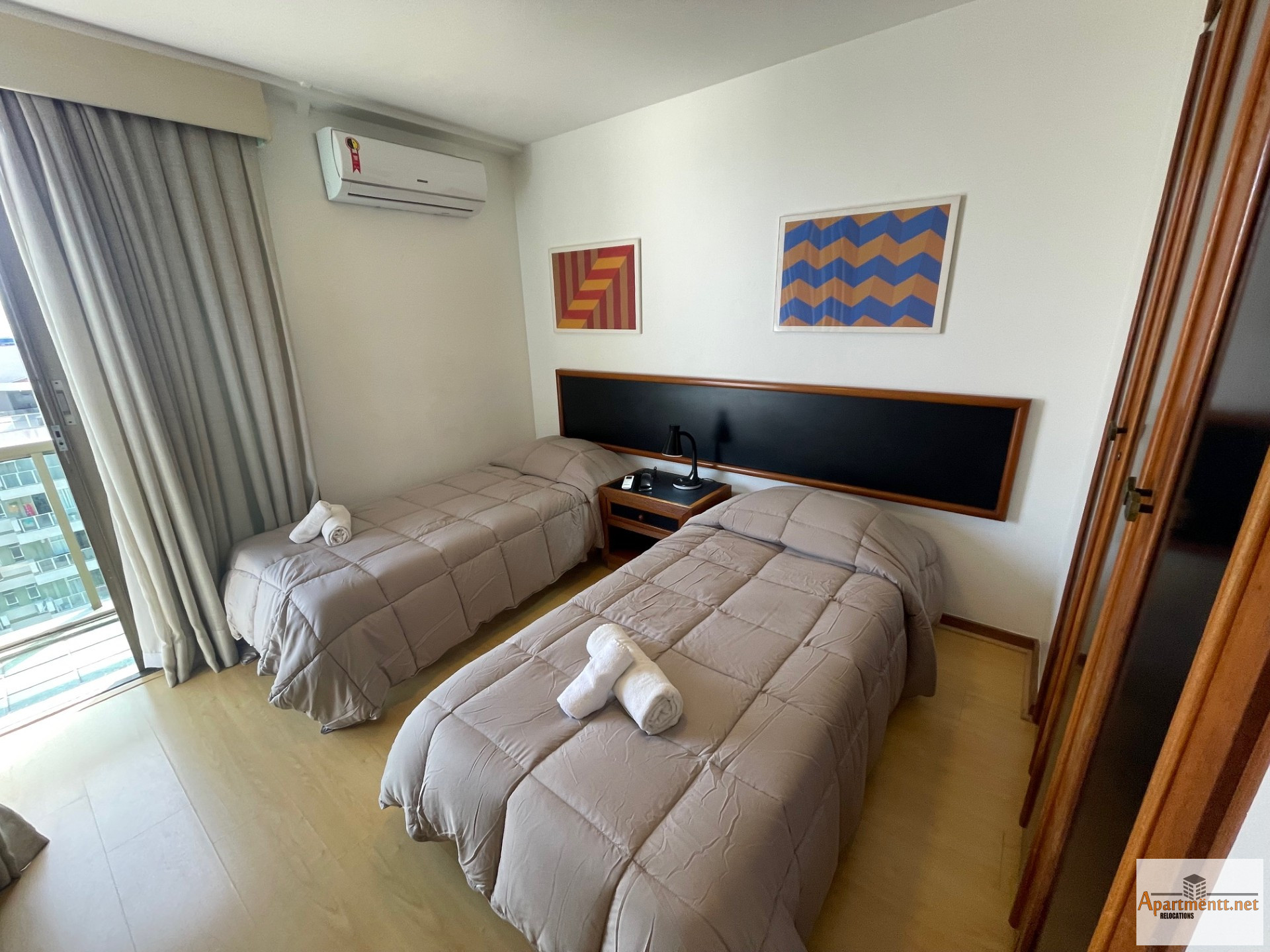 Tiffany's Ipanema Flats 1006