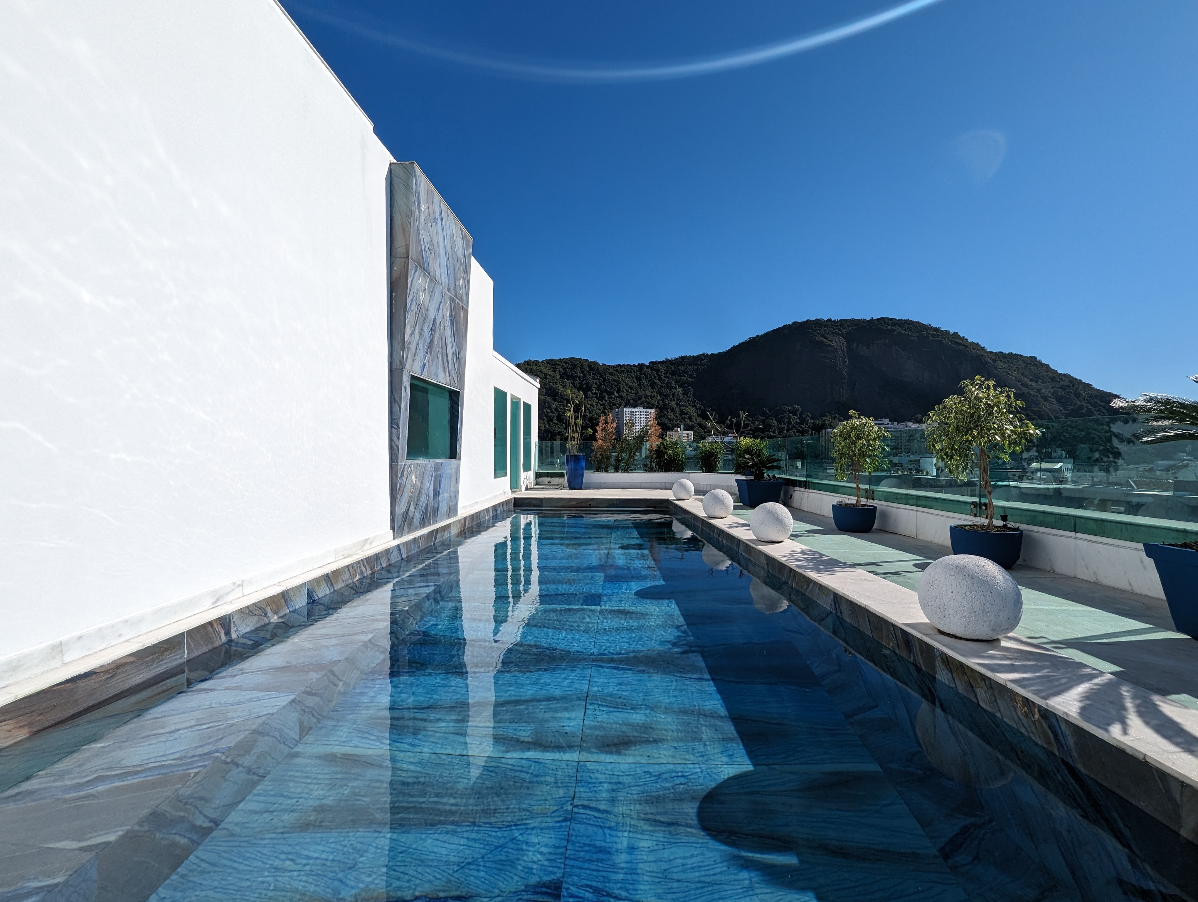 Cobertura Copacabana Frontal Mar