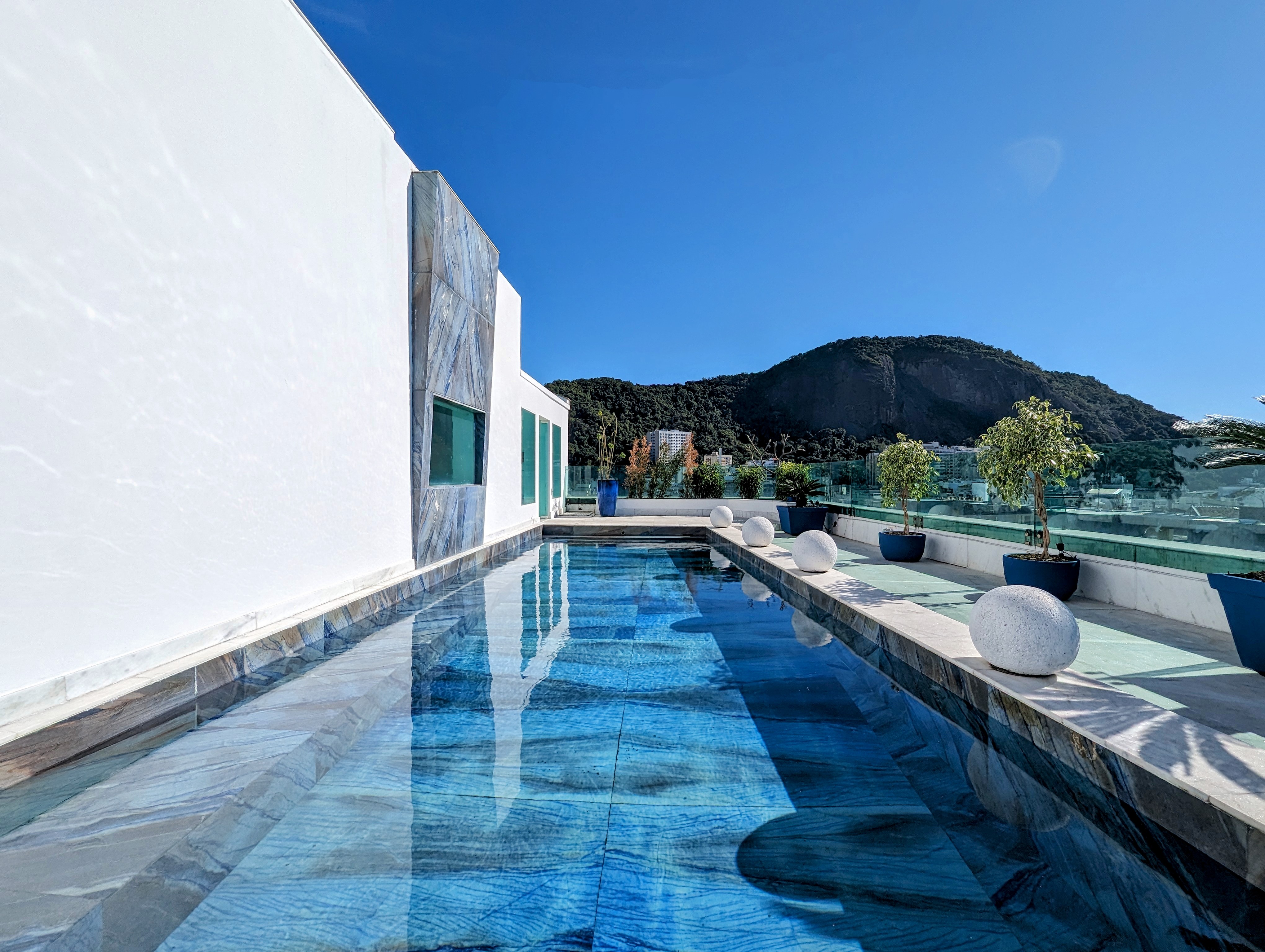 Cobertura Copacabana Frontal Mar