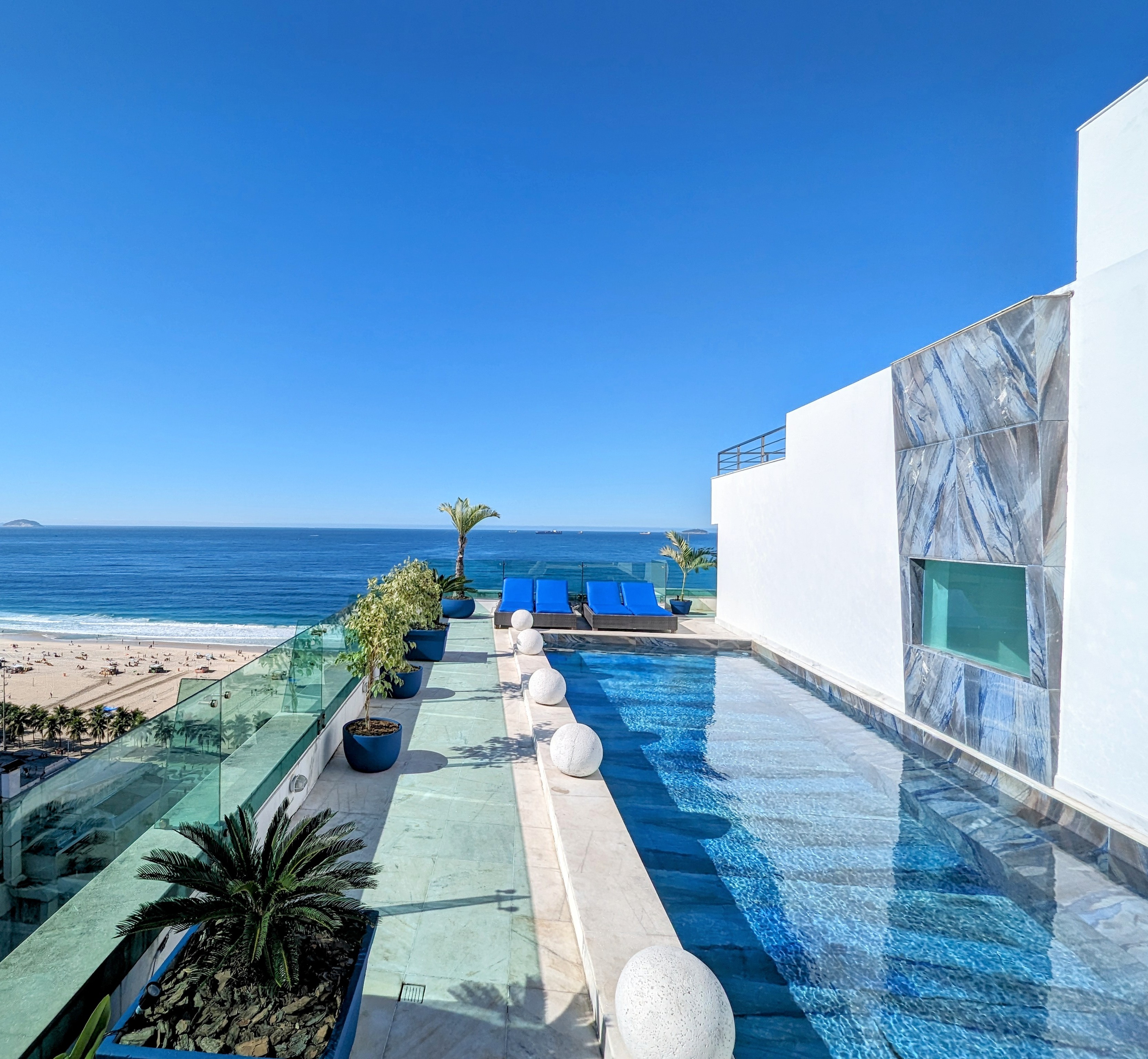 Cobertura Copacabana Frontal Mar