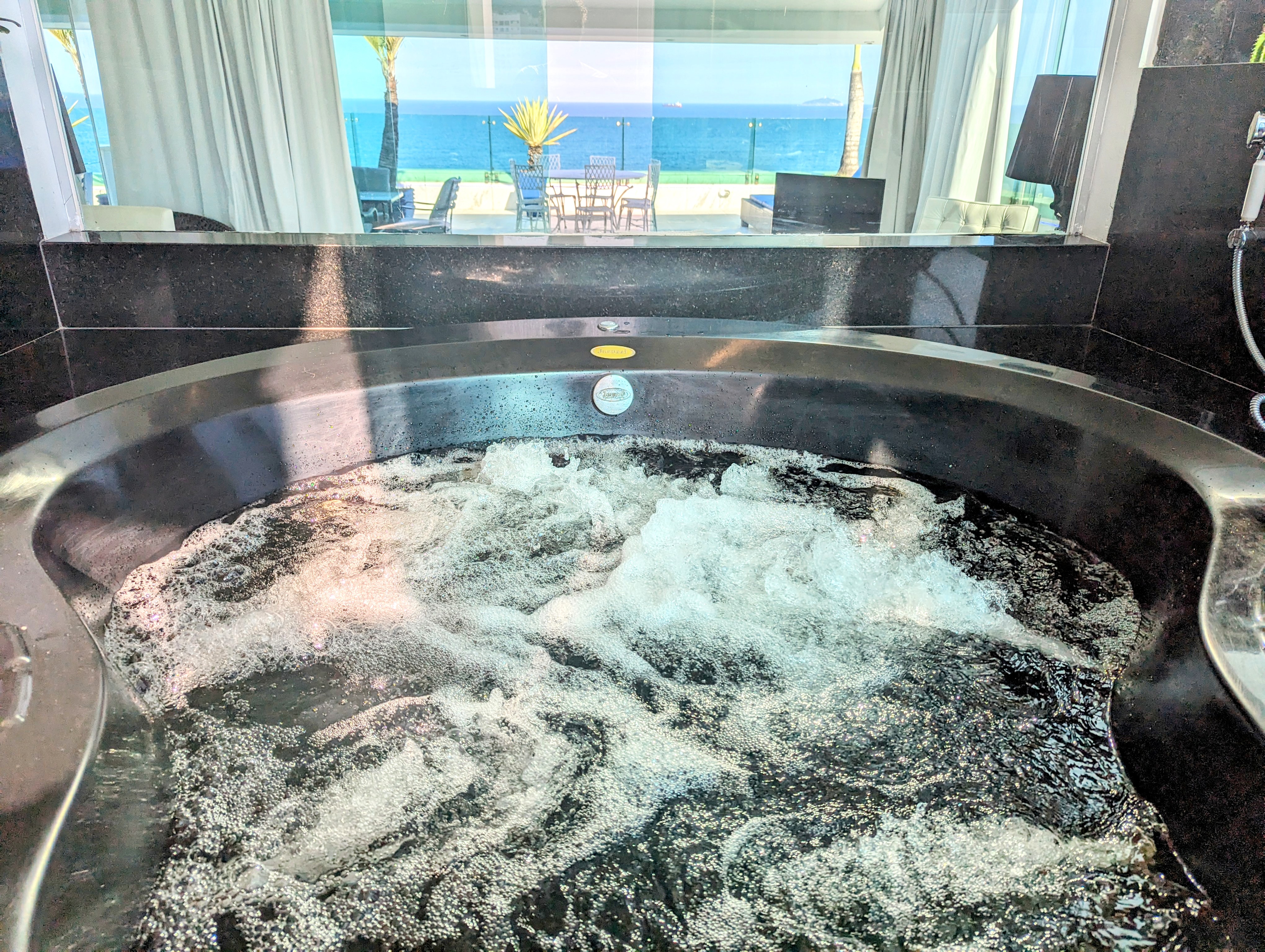 Cobertura Copacabana Frontal Mar