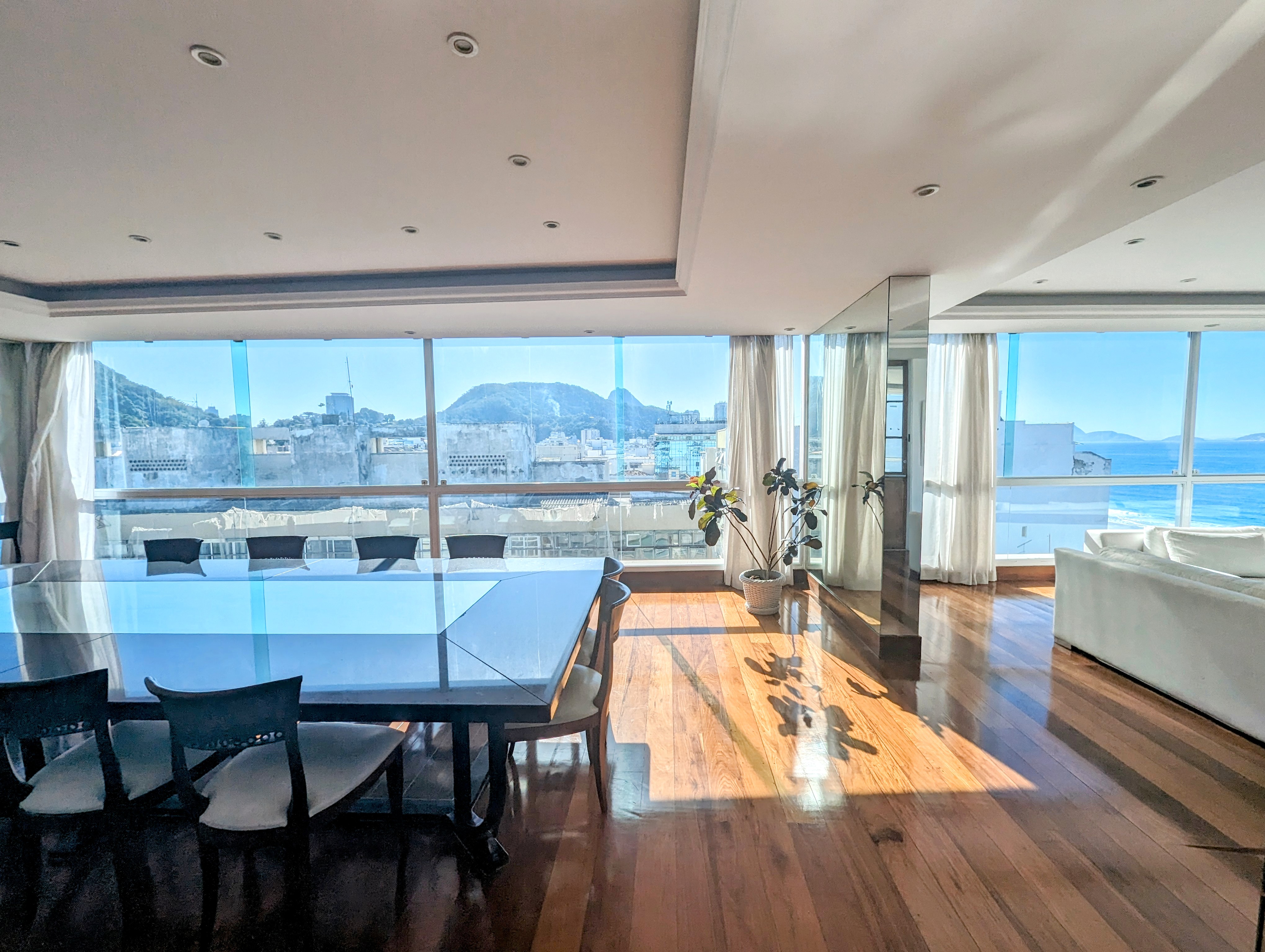 Cobertura Copacabana Frontal Mar