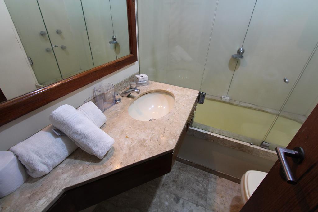 Tiffany’s Ipanema 903