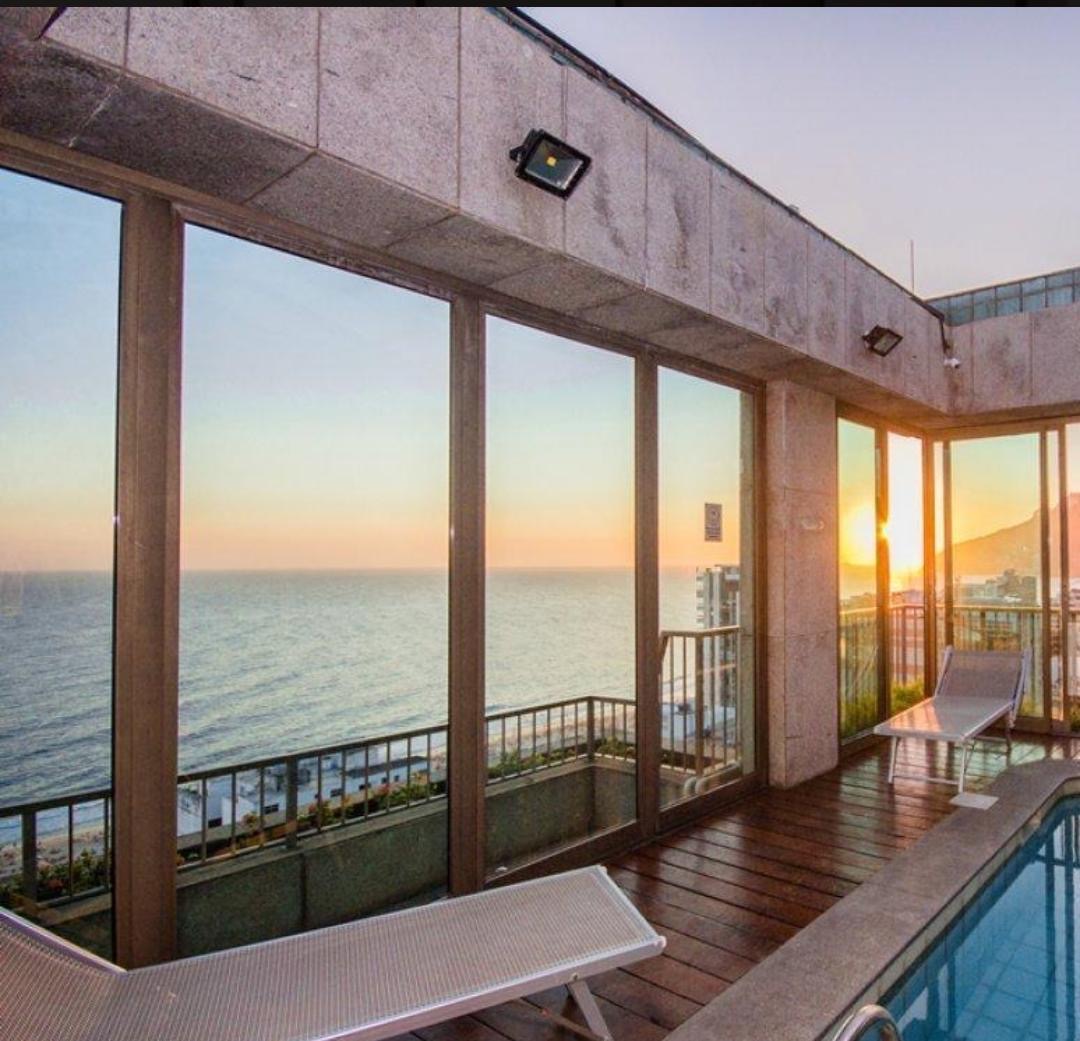 Tiffany’s Ipanema 1205