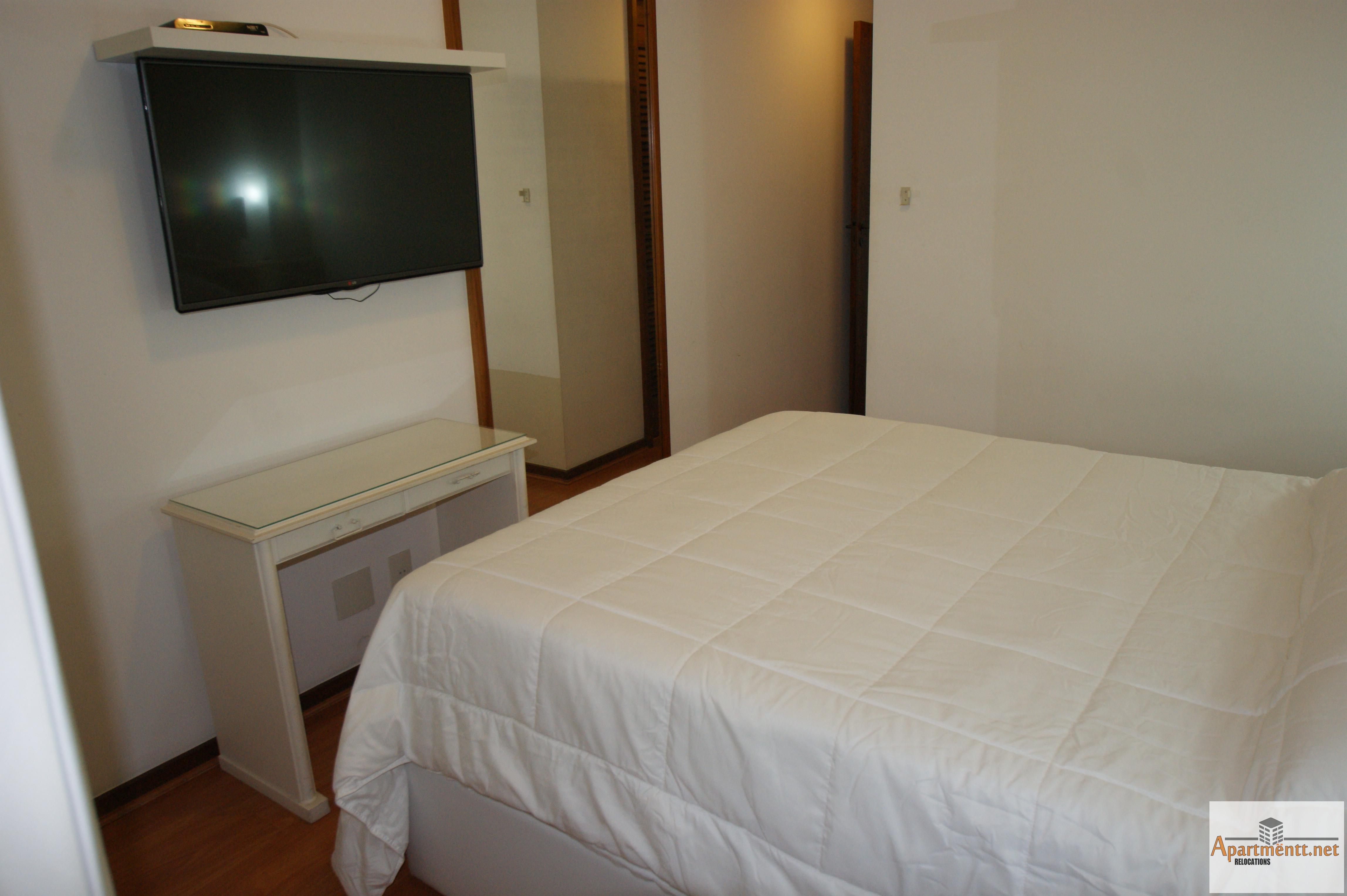 Tiffany's Residence 702