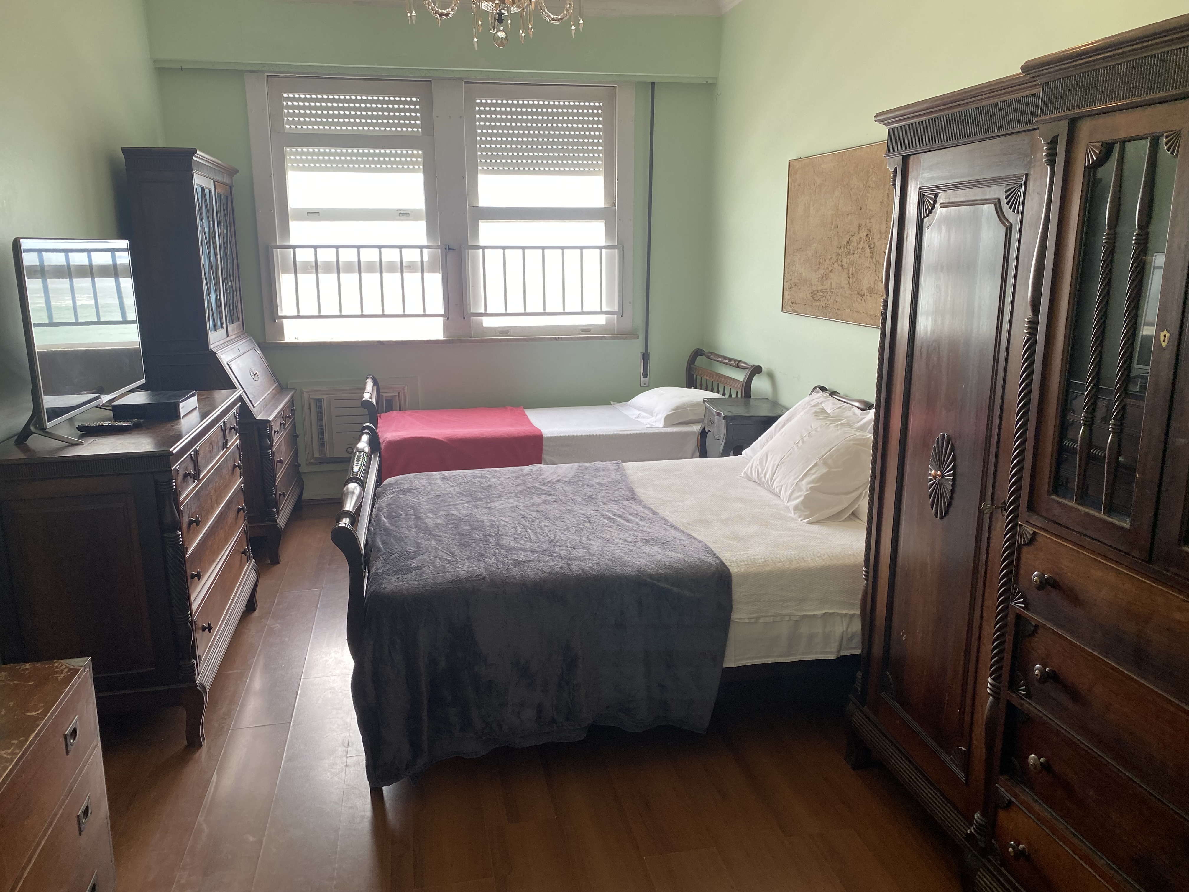 Apartamento Frontal Mar posto 6 Copacabana