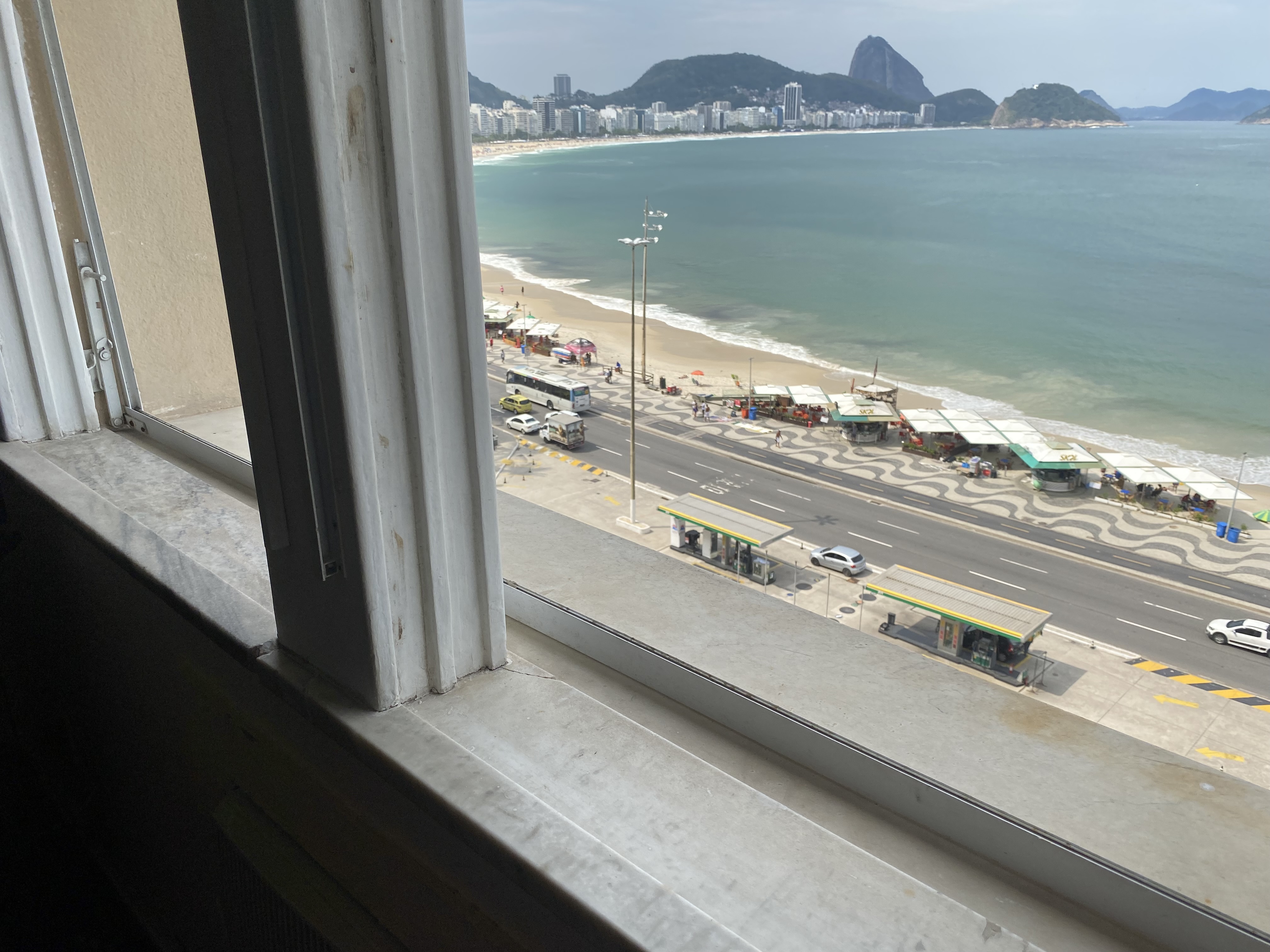 Apartamento Frontal Mar posto 6 Copacabana