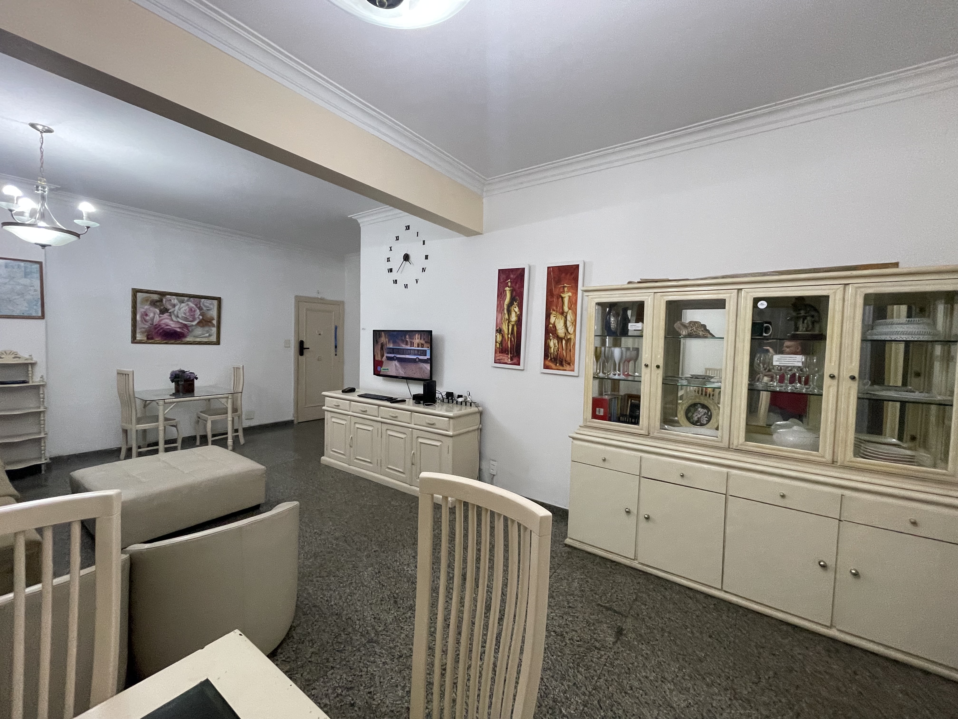 Quatro quartos próximo do Metrô Copacabana