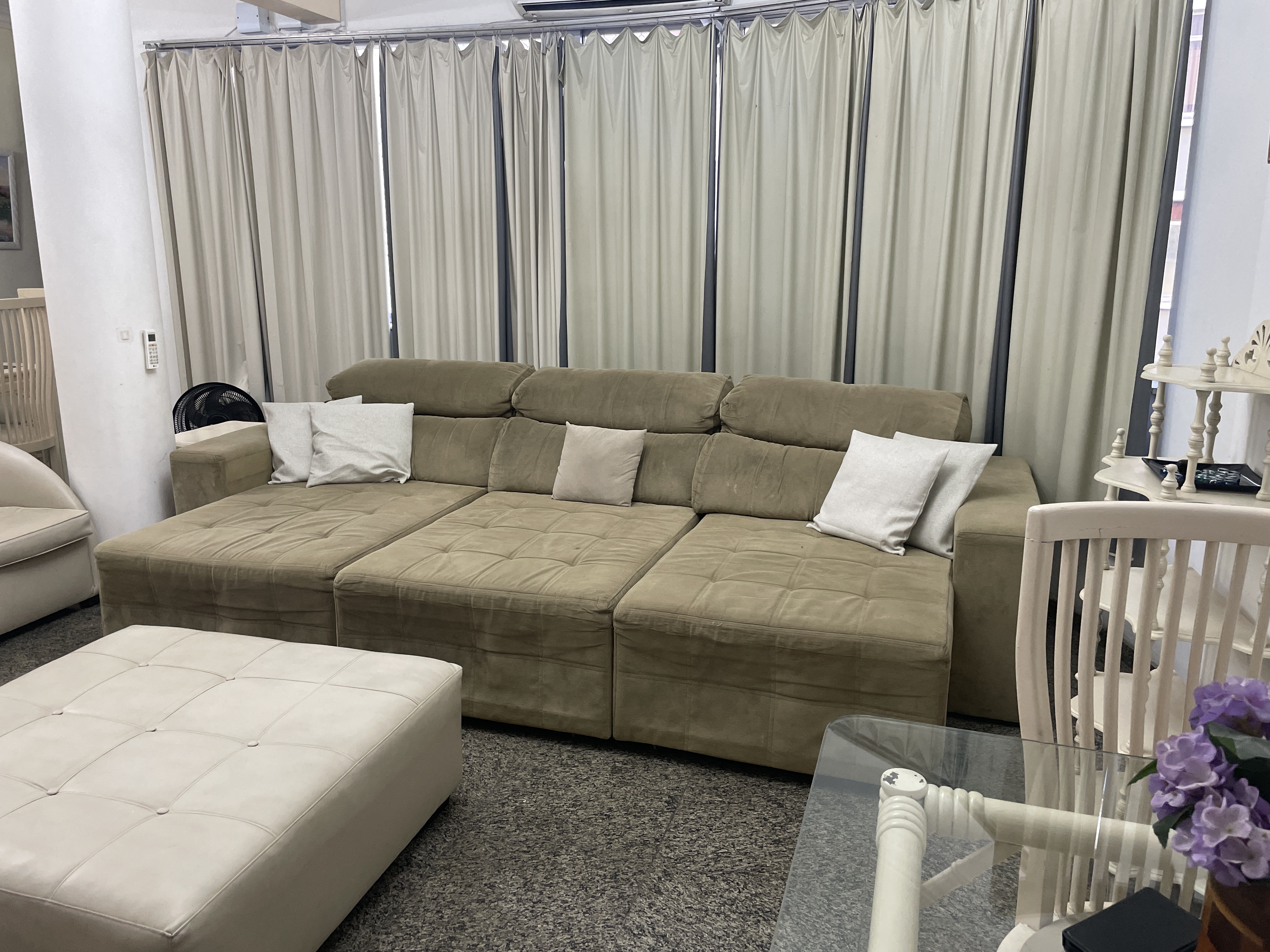 Quatro quartos próximo do Metrô Copacabana