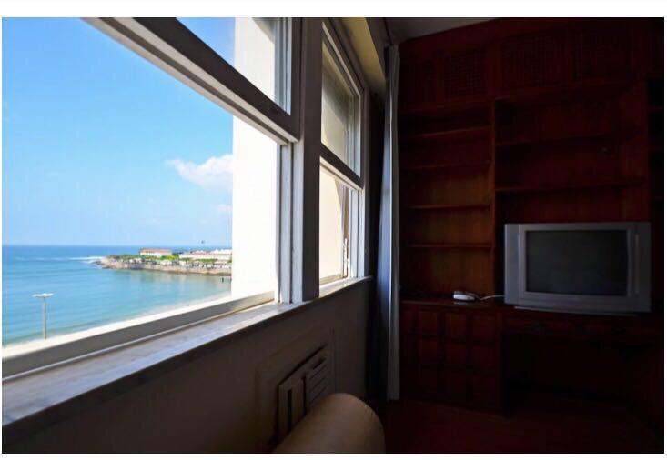 Apartamento Frontal Mar posto 6 Copacabana