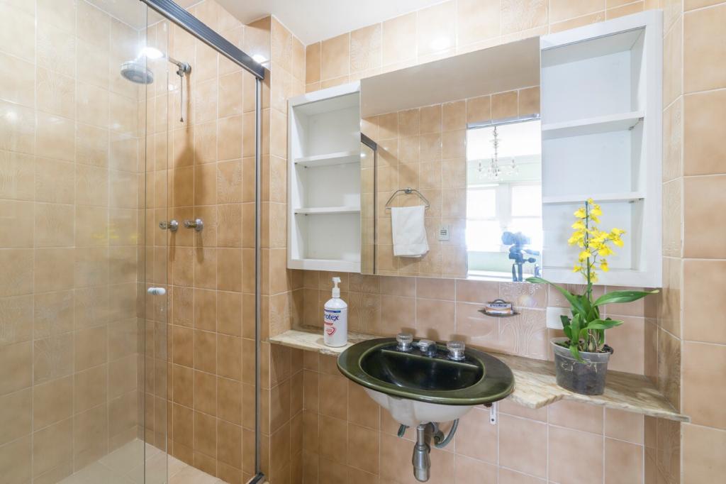 Apartamento Frontal Mar posto 6 Copacabana