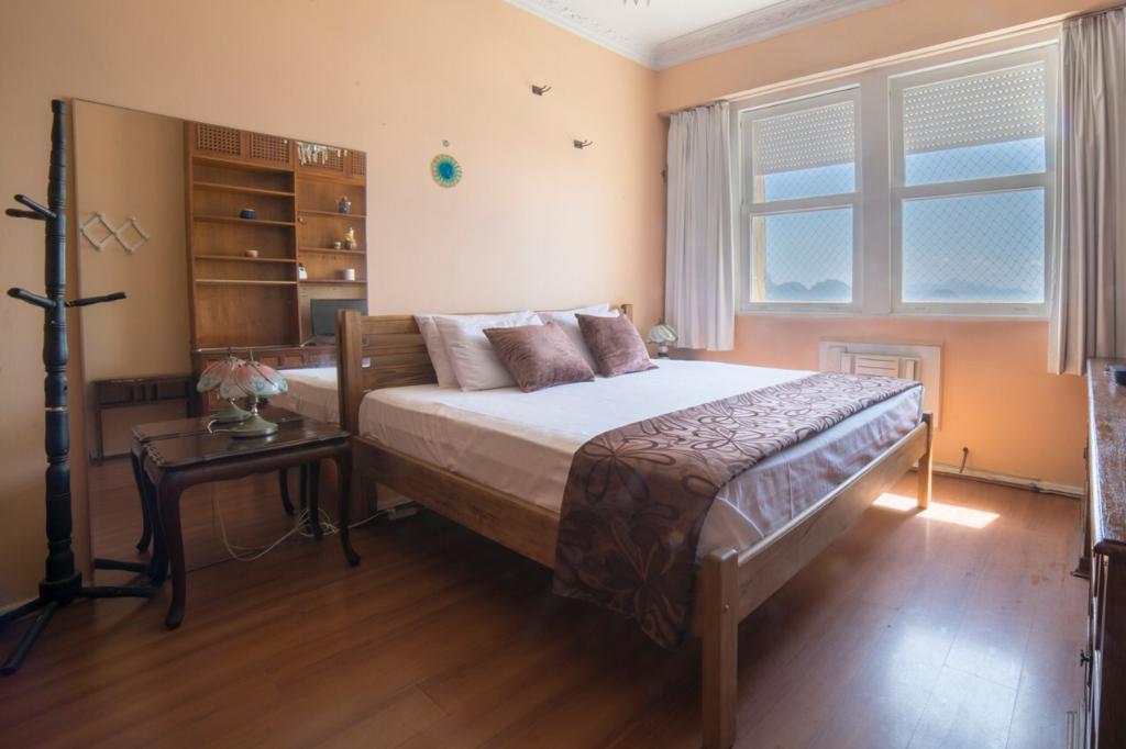 Apartamento Frontal Mar posto 6 Copacabana